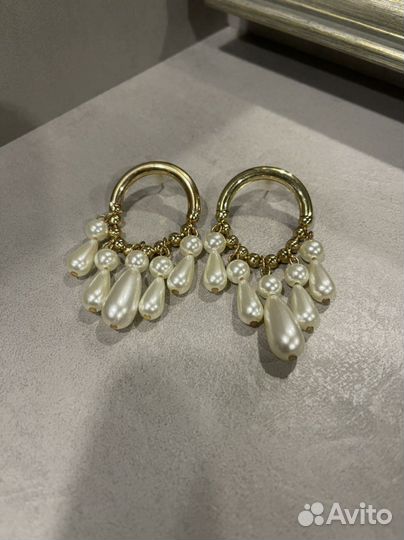 Серьги (бижутерия)