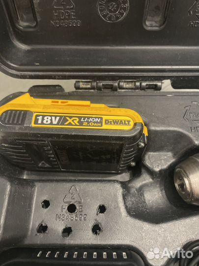 Шуруповерт dewalt dcd 771s2