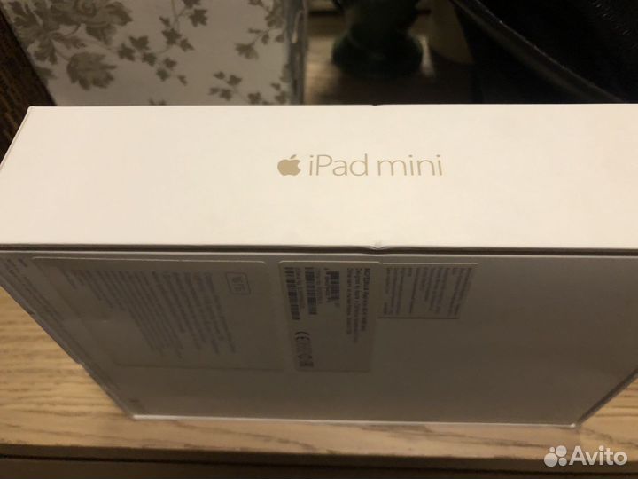 Коробка от iPad mini и другие