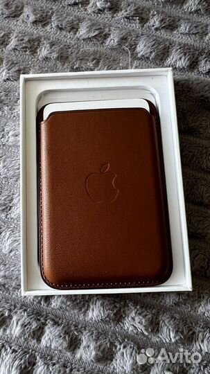 Оригинальный Кархолдер на Apple