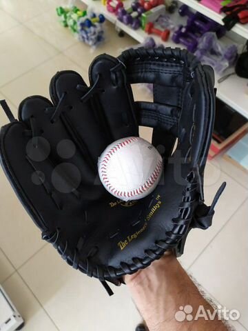 Бейсбольная перчатка