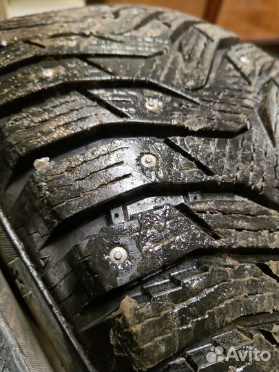 Kumho WinterCraft Ice WI31 215/65 R16 98T