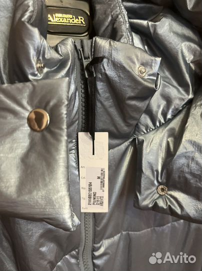 Loriblu пуховик новый размер M