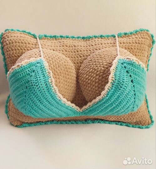 Подушка грудь