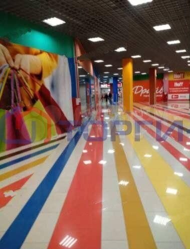 Два торговых центра 