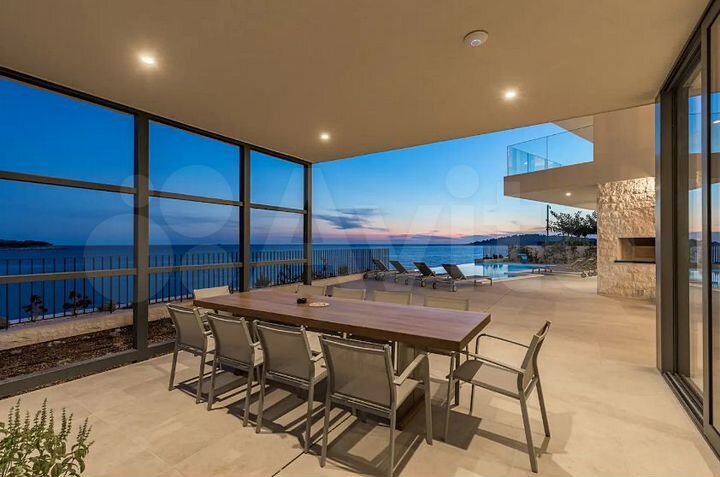 Дом 265 м² на участке 12 сот.