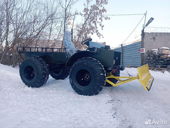 Внедорожник Тундра для уборки снега с эпсм