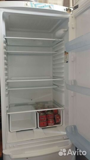 Холодильник Indesit