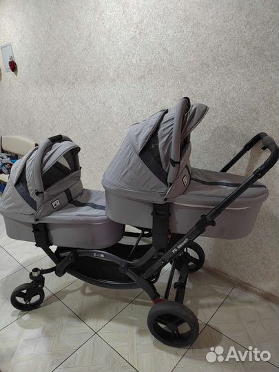 Коляска для двойни