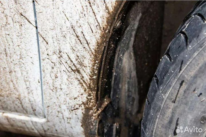 Защитные накладки на арки Веста