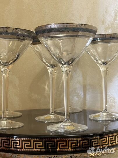 Хрустальные бокалы(Италия),мартини,креманки,новые