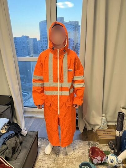 Плащ непродуваемый