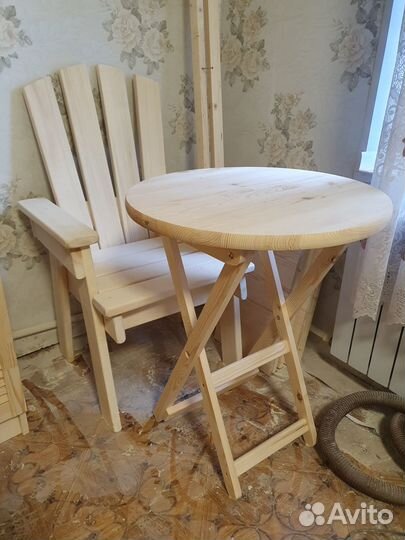 2 столика туристических 599х599