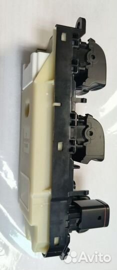 Блок управления стеклоподъемниками Land Cruiser 12