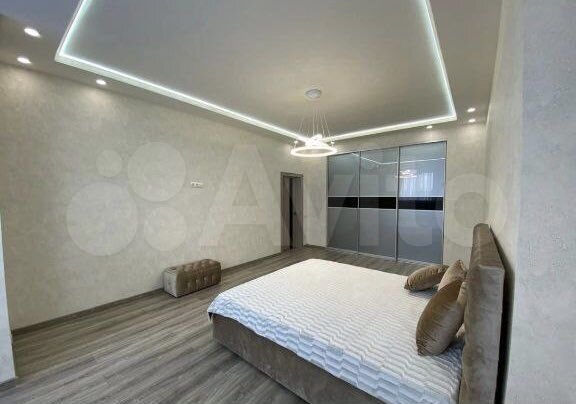 3-к. квартира, 100 м², 17/20 эт.