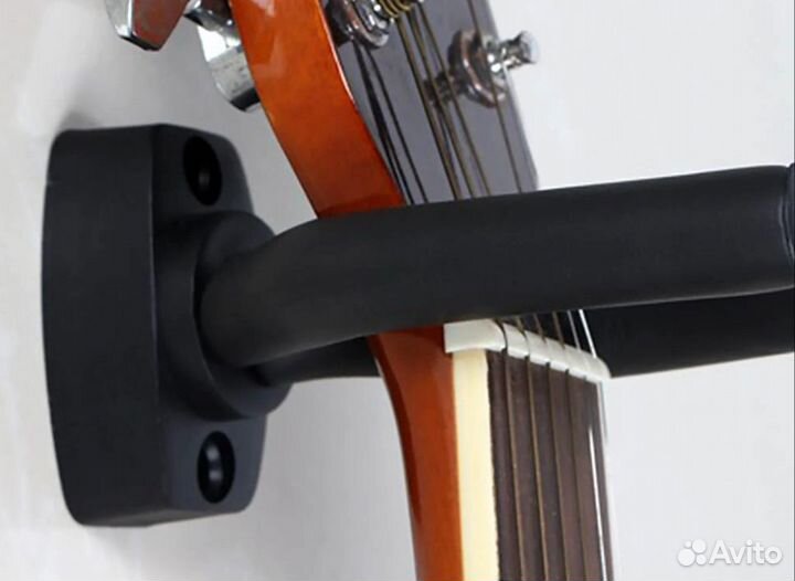 Держатель настенный для гитары