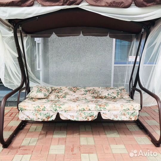 Садовые качели новые
