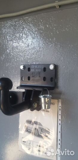 Фаркоп на Toyota Land cruiser 300