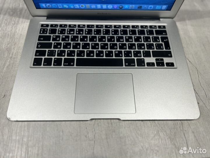 Apple MacBook Air 13 2011