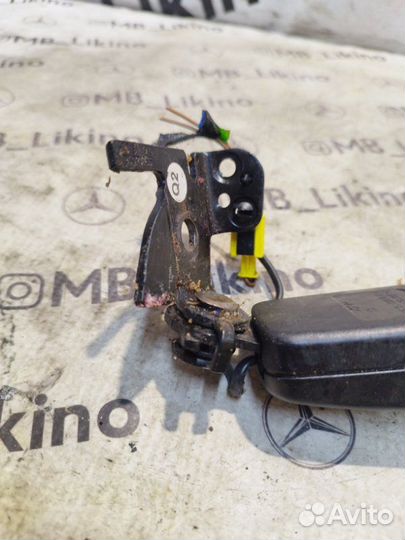 Замок ремня безопасности задний левый Mercedes