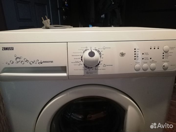 Стиральная машина на запчасти zanussi
