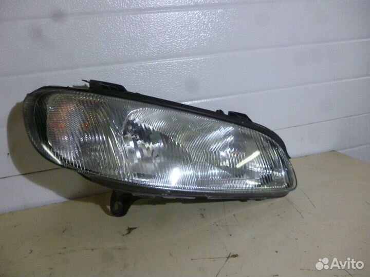 Фара правая Opel Omega B Омега Б