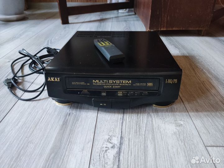 Видеомагнитофон akai VS-R150EDG