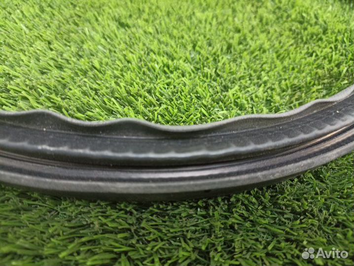 Уплотнитель дверного проема задний левый Honda