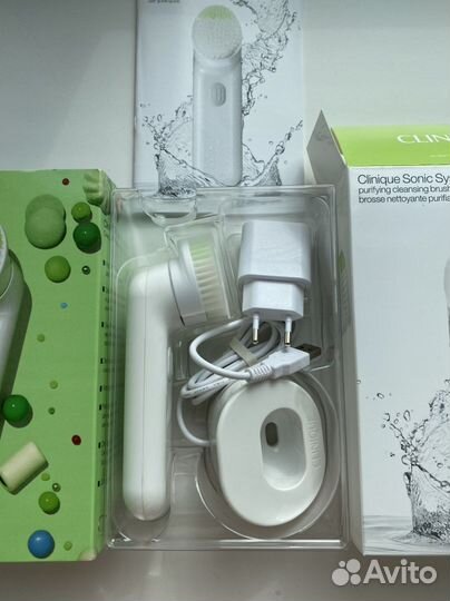 Щетка clinique клиник