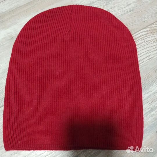 Шапка женская вязаная