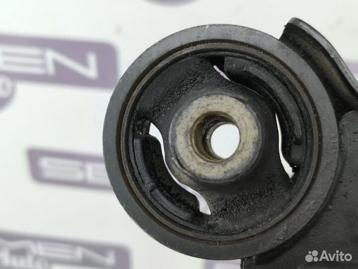 Рычаг передний левый Honda Civic FD1 FD3 FD7