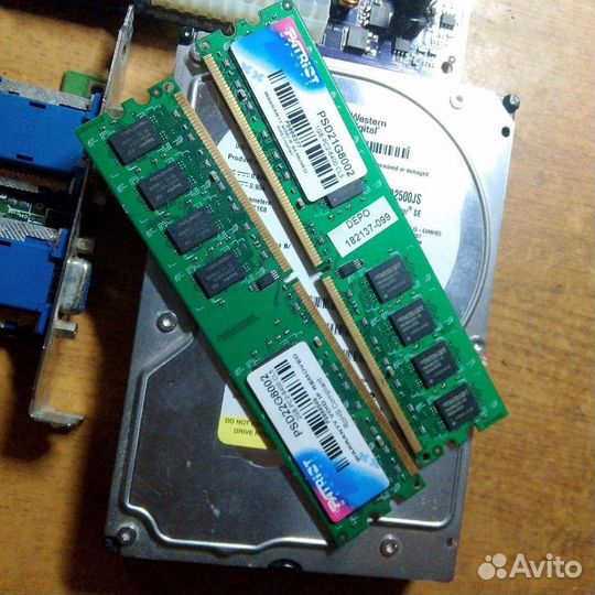 Материнская плата с процессором