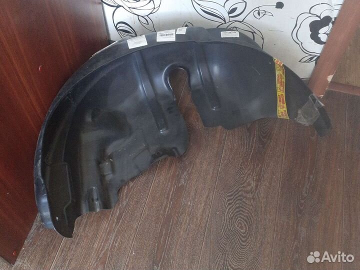 Nissan almera подкрылки задние