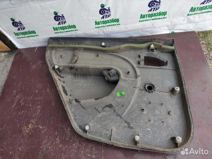 Обшивка задняя правая Renault Logan