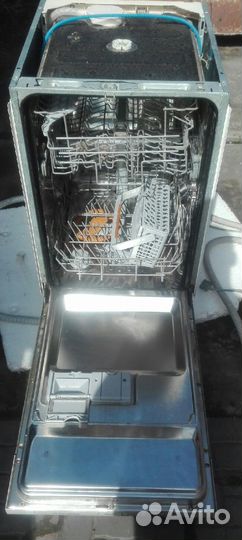 Встроенная посудомойка Electrolux 45 см ширина