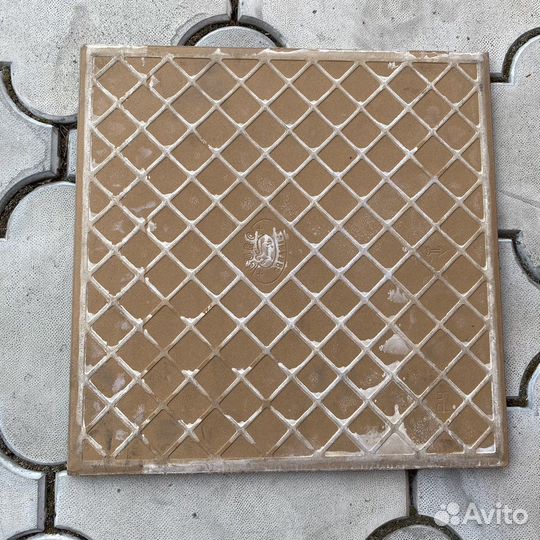 Плитка напольная