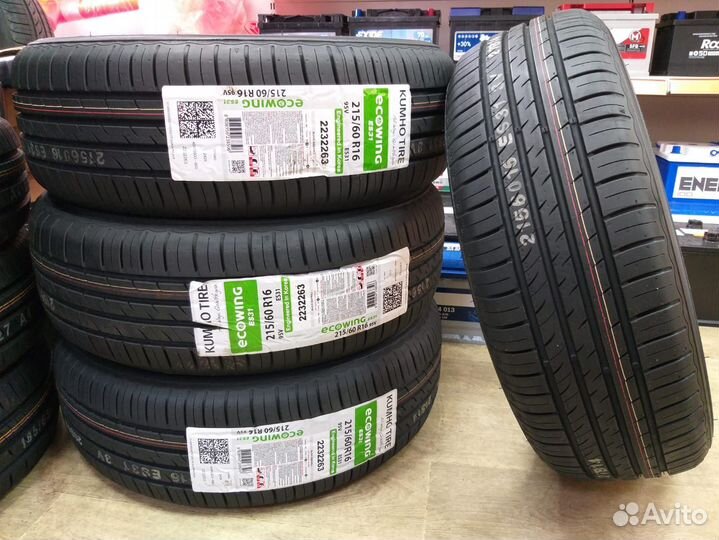 Kumho Ecowing ES31 215/60 R16 95V
