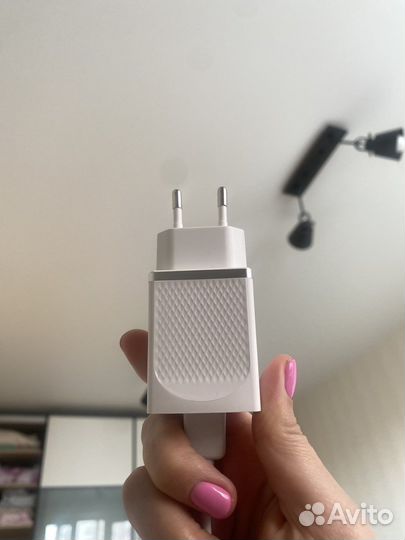 Беспроводное зарядное устройство InterStep