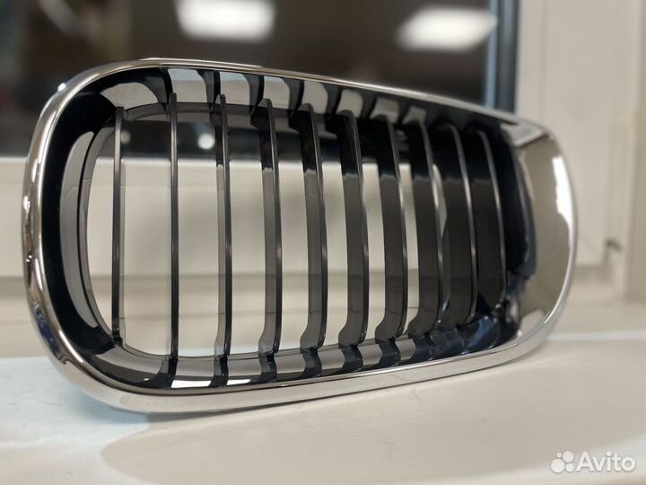 Решётка радиатора BMW 3