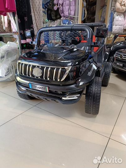 Детский электромобиль