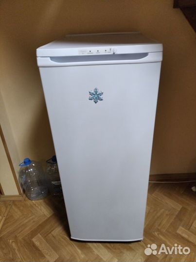 Морозильник Бирюса 114