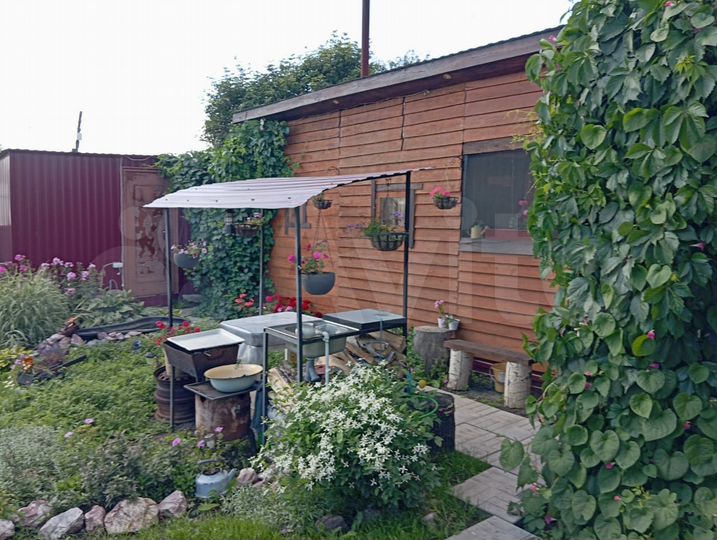 Дача 10 м² на участке 4,2 сот.