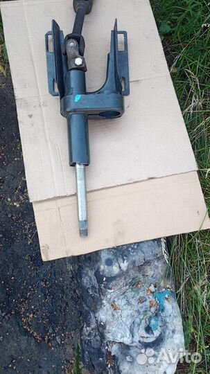 Кронштейн рулевого вала в сборе