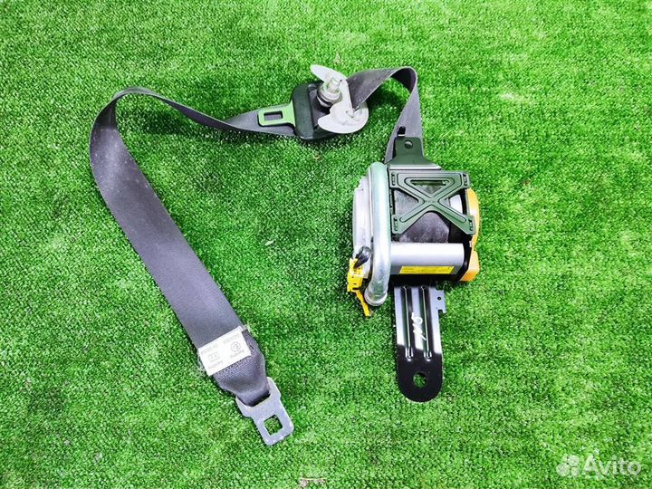 Ремень безопасности передний правый Honda Civic 4