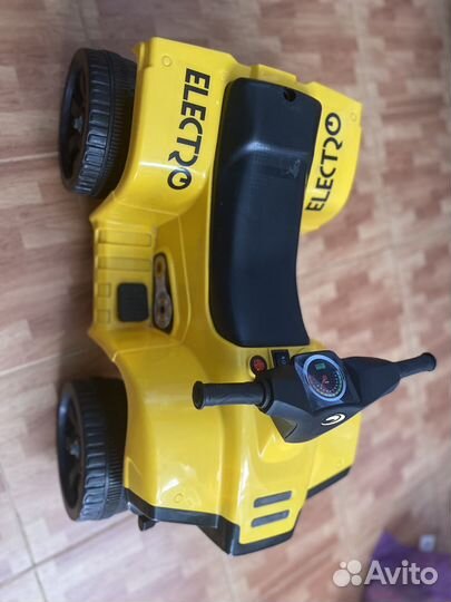 Квадроцикл детский электрический бу