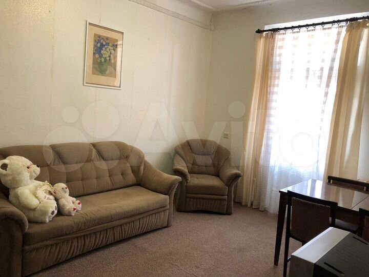 2-к. квартира, 54 м², 3/5 эт.