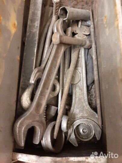 Набор инструментов для водителя