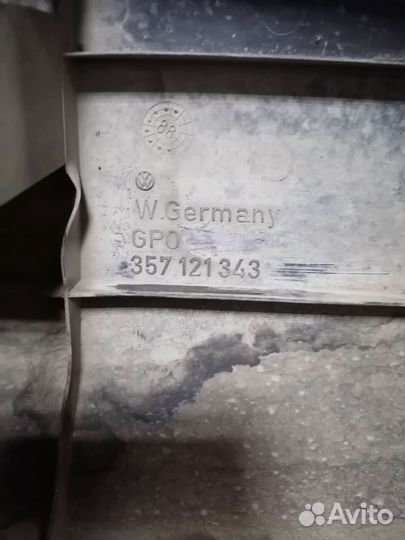 Воздухозаборник Volkswagen Passat b3