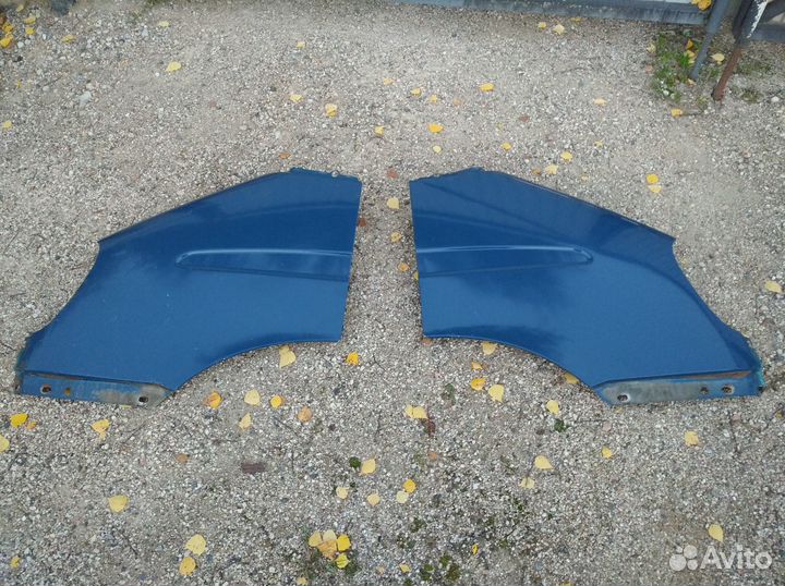 Продам 2 крыла на газель бизнес