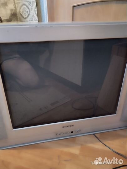 Телевизор